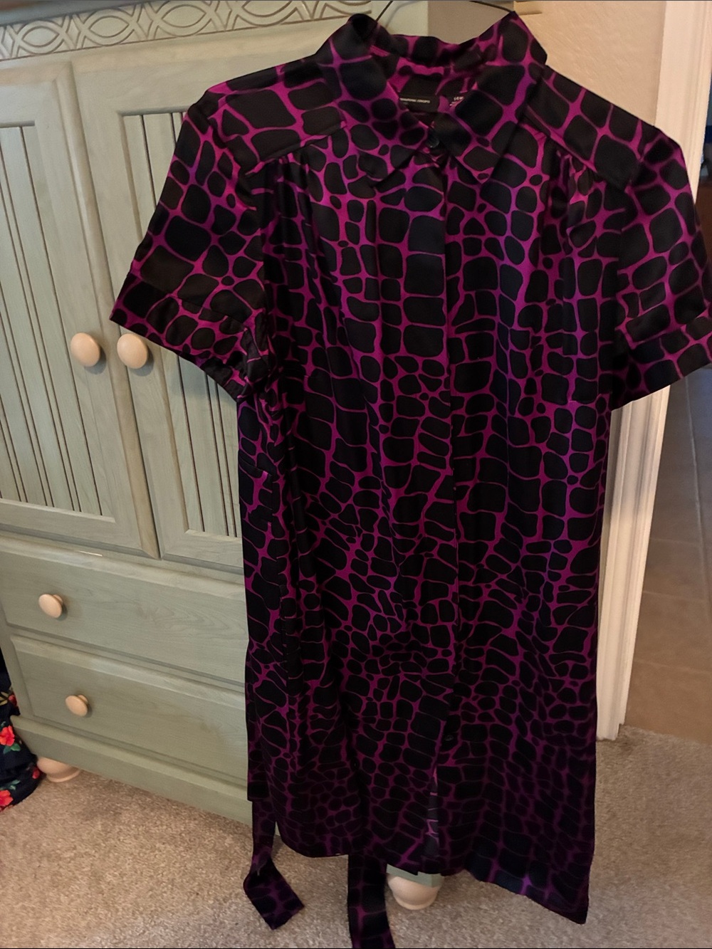 Beautiful black/fusia 100%silk dress